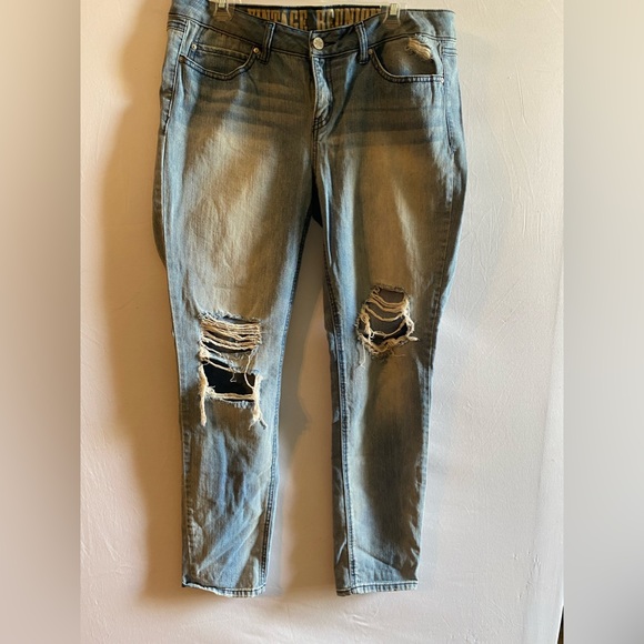 Vintage Reunion Women's Rewash Jeans Size 13 Denim Distresses Stretch - Picture 1 of 7